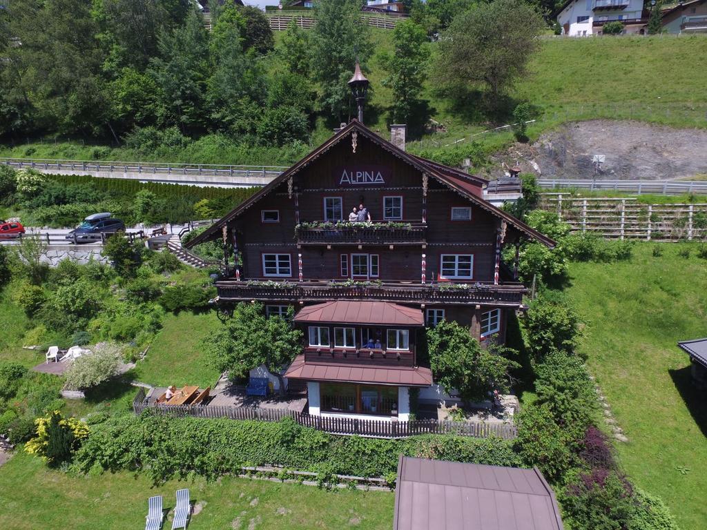 ミッタージル Landhaus Alpinaゲストハウス エクステリア 写真